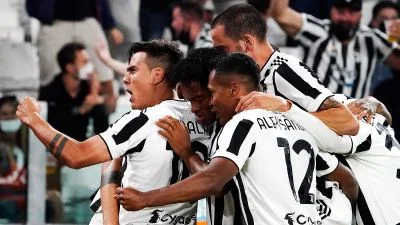 «Ювентус» и «Вилльяреал» объявили стартовые составы на ответную игру ЛЧ «Ювентус» и «Вилльяреал» объявили стартовые составы на ответную игру ЛЧ