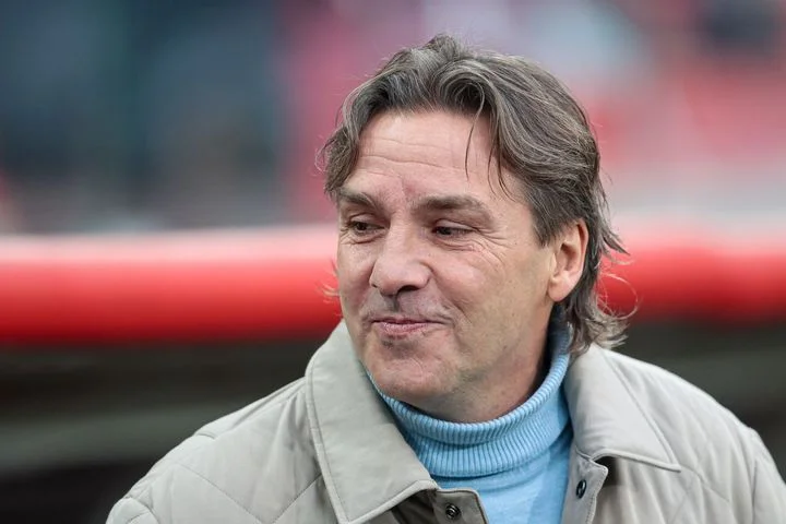 Валерий Овчинников: «Такое ощущение, что «Пари НН» кто-то сглазил. Команду надо окрестить святой водой. Так резко плохо не может быть» Валерий Овчинников: «Такое ощущение, что «Пари НН» кто-то сглазил. Команду надо окрестить святой водой. Так резко плохо не может быть»