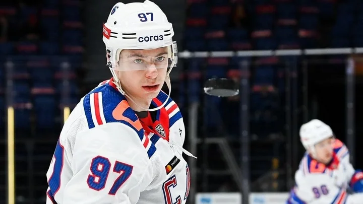 Спортивный директор «Динамо» Алексей Сопин о переходе Никиты Гусева: «Одна из ярких звезд КХЛ будет выступать в динамовской форме» Спортивный директор «Динамо» Алексей Сопин о переходе Никиты Гусева: «Одна из ярких звезд КХЛ будет выступать в динамовской форме»