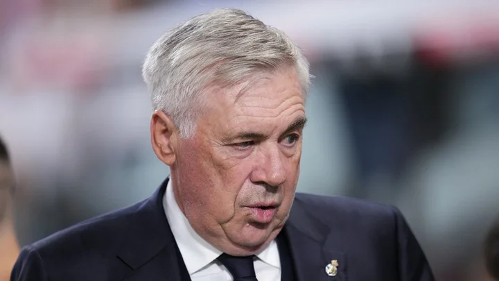 Карло Анчелотти о 3:2 с «Алавесом»: «Мы получили четыре или пять желтых карточек за протесты, нужно избегать этого» Карло Анчелотти о 3:2 с «Алавесом»: «Мы получили четыре или пять желтых карточек за протесты, нужно избегать этого»