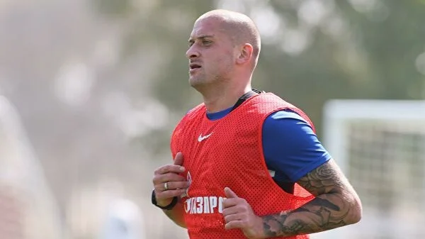 Ракицкий может стать игроком АЕК Ракицкий может стать игроком АЕК