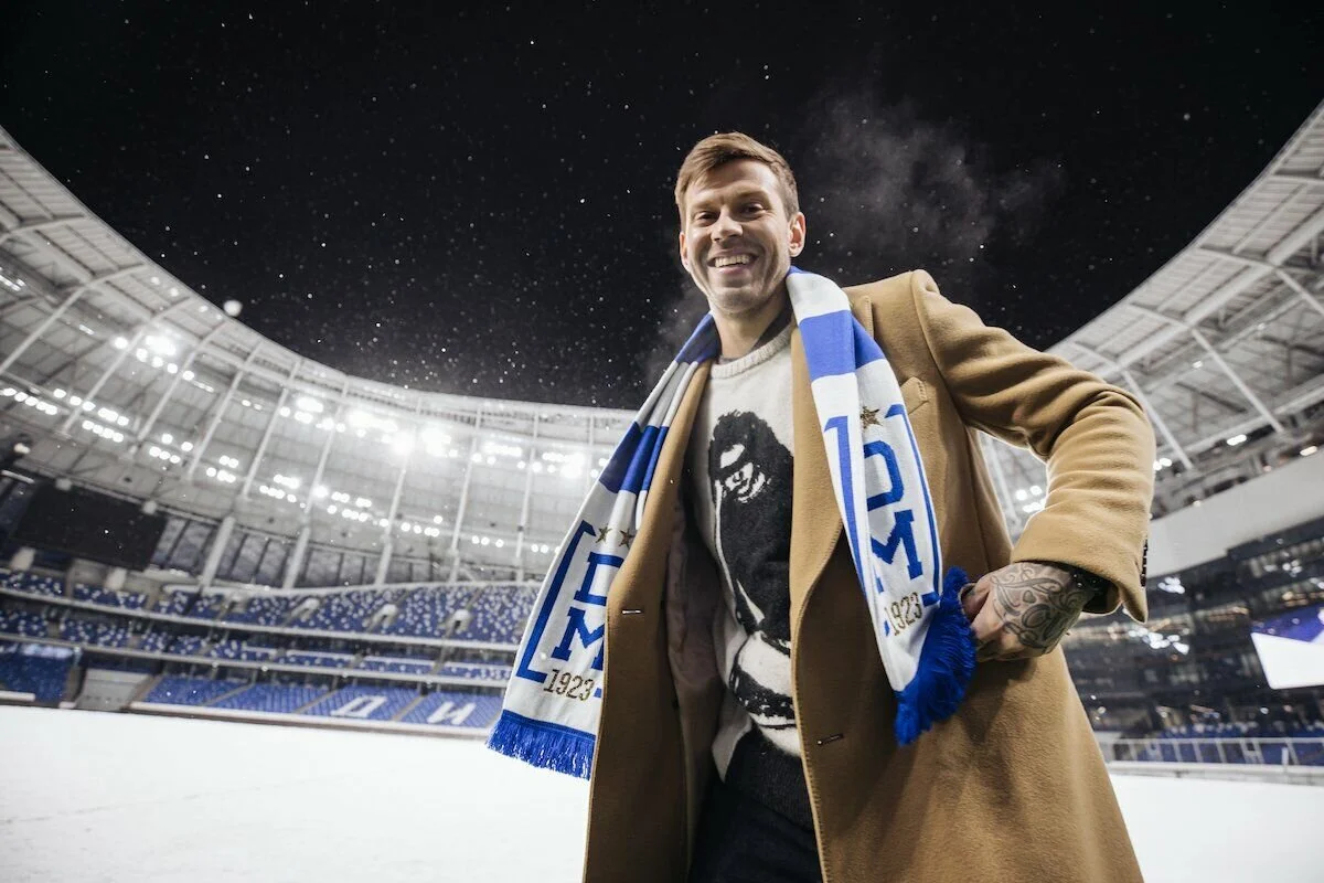 Гол Смолова помог «Динамо» разгромить «Химки» и возглавить таблицу РПЛ Гол Смолова помог «Динамо» разгромить «Химки» и возглавить таблицу РПЛ