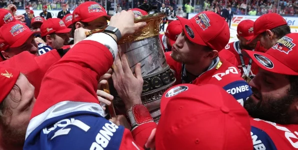 Березкин рассказал, заставляли ли жены игроков «Локомотива» снимать танцевальные видео Березкин рассказал, заставляли ли жены игроков «Локомотива» снимать танцевальные видео