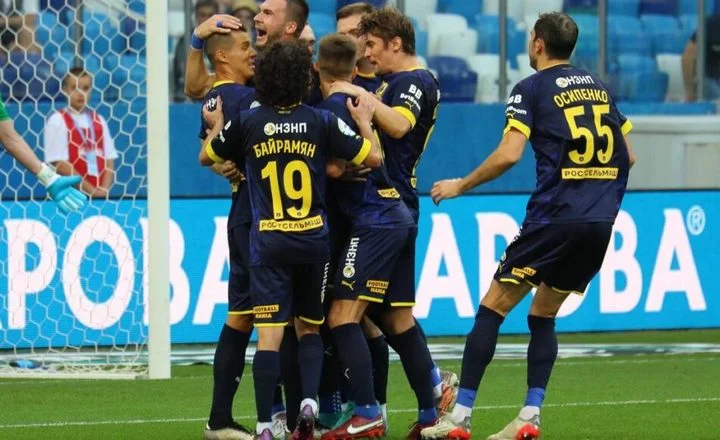 «Ростов» обыграл «Пари НН» 4:3 и вышел на второе место РПЛ «Ростов» обыграл «Пари НН» 4:3 и вышел на второе место РПЛ