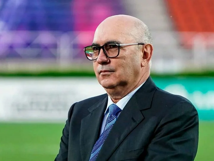 Алексей Попов о Бердыеве в «Сочи»: «Ему 70 лет, это не тот возраст, чтобы с энтузиазмом работать» Алексей Попов о Бердыеве в «Сочи»: «Ему 70 лет, это не тот возраст, чтобы с энтузиазмом работать»