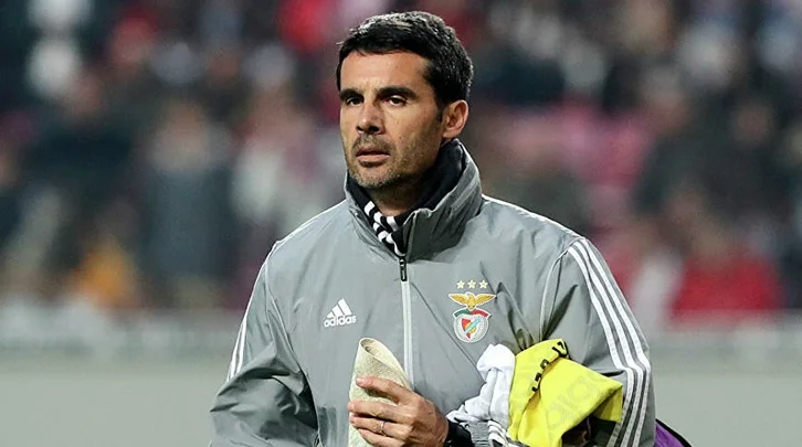 Тренер «Бенфики» Нелсон Вериссимо поделился ожиданиями от ответного матча с «Аяксом»