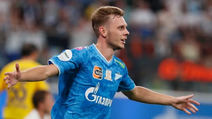 Валерий Карпин: «Не справились не только с Глушенковым. Ему же кто-то передачи отдавал» Валерий Карпин: «Не справились не только с Глушенковым. Ему же кто-то передачи отдавал»