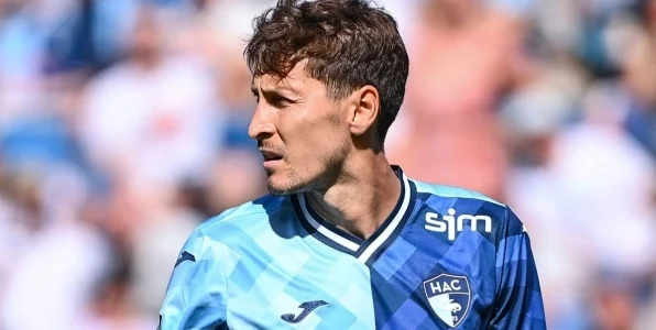 «Гавр» готов отпустить Кузяева бесплатно зимой, но игрок не хочет назад в Россию «Гавр» готов отпустить Кузяева бесплатно зимой, но игрок не хочет назад в Россию