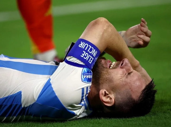 Лионель Скалони: «У Месси распух голеностоп, но он хотел продолжать играть» Лионель Скалони: «У Месси распух голеностоп, но он хотел продолжать играть»