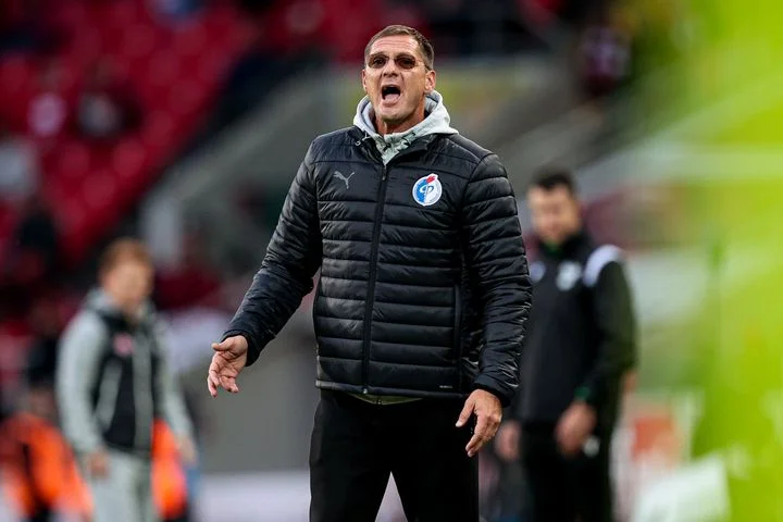 Дмитрий Пятибратов про назначение на пост тренера «Факела»: «Мне оказали доверие, теперь я должен его оправдать» Дмитрий Пятибратов про назначение на пост тренера «Факела»: «Мне оказали доверие, теперь я должен его оправдать»