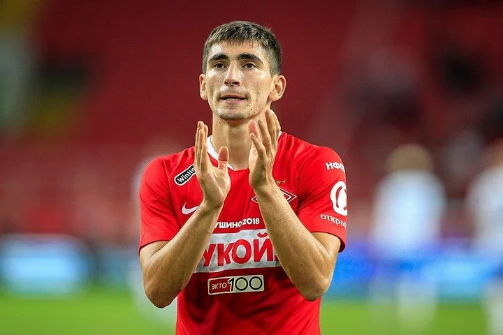 Зелимхан Бакаев: «Обиды на «Спартак» точно нет. Очень благодарен клубу, который меня воспитал и дал дорогу в футбол» Зелимхан Бакаев: «Обиды на «Спартак» точно нет. Очень благодарен клубу, который меня воспитал и дал дорогу в футбол»