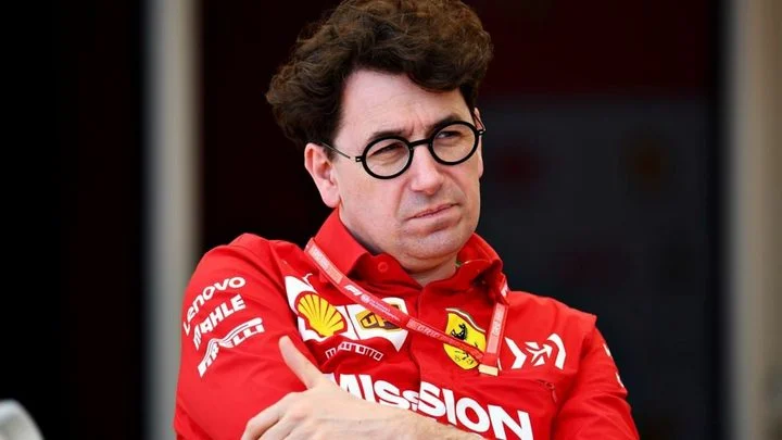 Руководитель «Феррари» Маттиа Бинотто: «Нам нужно решить вопрос, что именно пошло не так. Затем вернуться на тот уровень, который мы показывали в 12 гонках до этого» Руководитель «Феррари» Маттиа Бинотто: «Нам нужно решить вопрос, что именно пошло не так. Затем вернуться на тот уровень, который мы показывали в 12 гонках до этого»