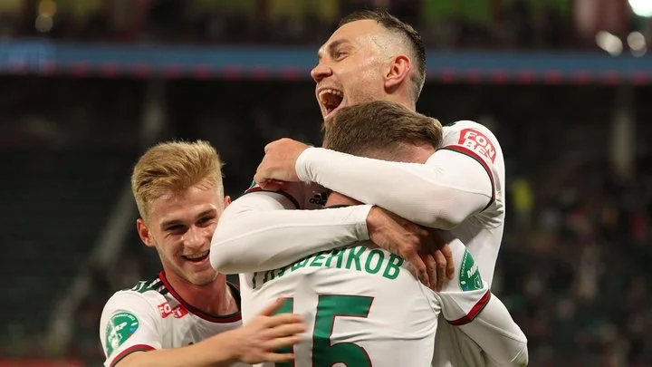 Станислав Черчесов о Дзюбе: «Правильное решение, что он в «Локомотиве» Станислав Черчесов о Дзюбе: «Правильное решение, что он в «Локомотиве»