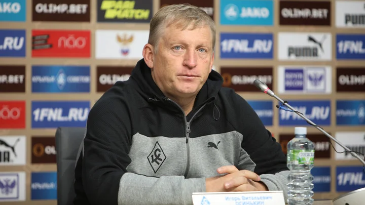 Игорь Осинькин: «Болельщики «Челси» Абрамовича никогда не забудут. Большими золотыми буквами он будет в музее славы на веки вечные» Игорь Осинькин: «Болельщики «Челси» Абрамовича никогда не забудут. Большими золотыми буквами он будет в музее славы на веки вечные»