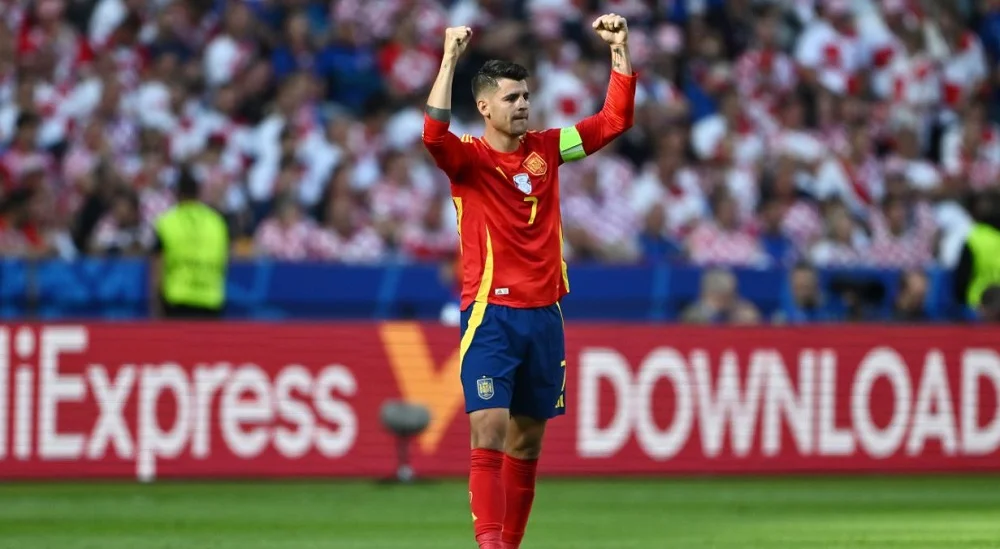 Де ла Фуэнте о тактике Испании: «Мы должны контролировать игру в пас» Де ла Фуэнте о тактике Испании: «Мы должны контролировать игру в пас»