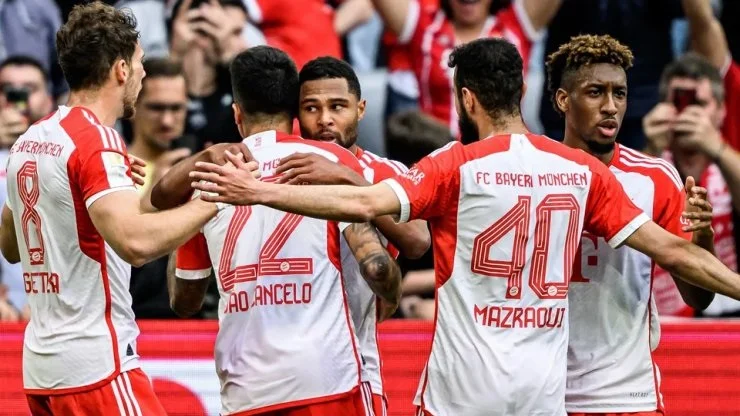 Слёзы радости и печали. Драматичная развязка в Бундеслиге Слёзы радости и печали. Драматичная развязка в Бундеслиге