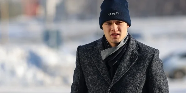 Российский хоккеист о поездке в Чикаго: тренер в НХЛ там рассказывал, сколько надо спать