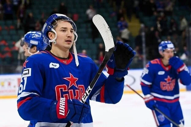 Хайруллин: Родные стены «Ледового» могут помочь СКА выиграть любимый Кубок Гагарина Хайруллин: Родные стены «Ледового» могут помочь СКА выиграть любимый Кубок Гагарина