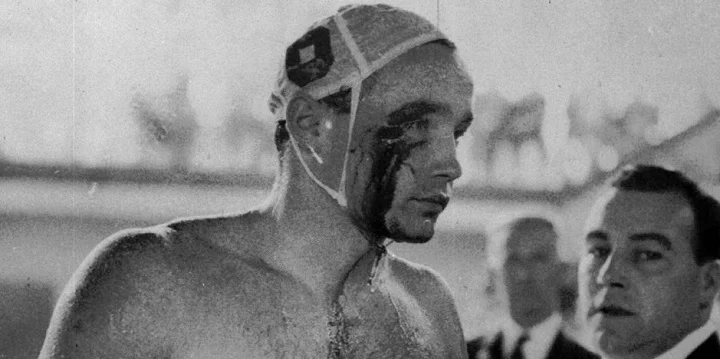 Матч СССР – Венгрия на Олимпиаде-1956: кровавая драка в бассейне Матч СССР – Венгрия на Олимпиаде-1956: кровавая драка в бассейне