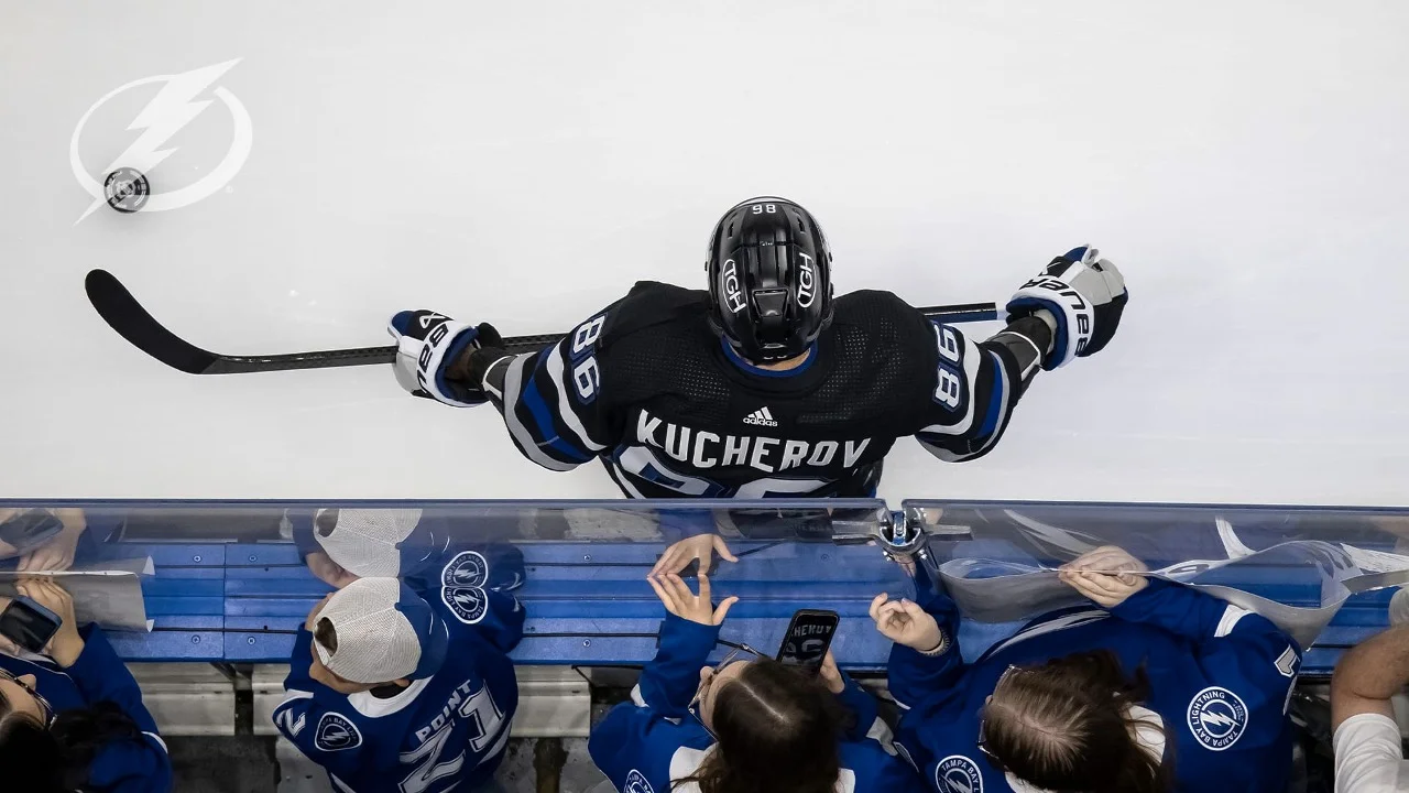 Плющев: Кучеров еще будет поджаривать кое-кому кое-чего. Он доказал, что является одним из лучших игроков НХЛ Плющев: Кучеров еще будет поджаривать кое-кому кое-чего. Он доказал, что является одним из лучших игроков НХЛ