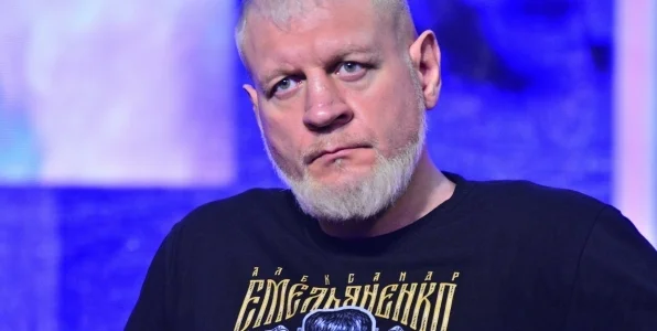 Хрюнов: не раз говорил Емельяненко о последствиях вредных привычек. Вот они и наступили Хрюнов: не раз говорил Емельяненко о последствиях вредных привычек. Вот они и наступили