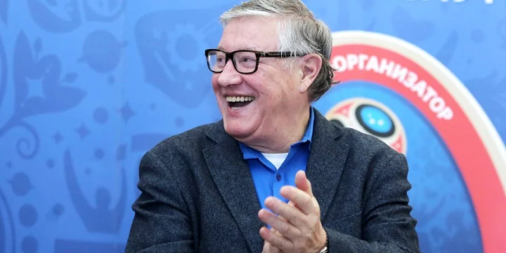 Орлов о Соболеве в «Зените»: «Зачем приглашать такого игрока? Малотехничный, однообразный, да еще с таким характером» Орлов о Соболеве в «Зените»: «Зачем приглашать такого игрока? Малотехничный, однообразный, да еще с таким характером»