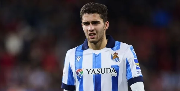 Губерниев поставил «пятерку» Захаряну за старания в «Реал Сосьедад» Губерниев поставил «пятерку» Захаряну за старания в «Реал Сосьедад»