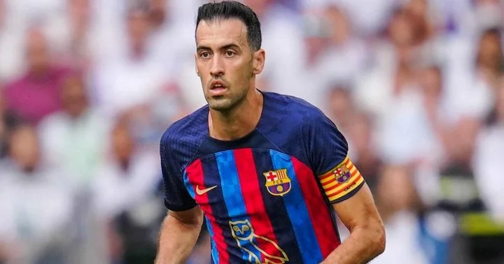 Серджи Бускетс продлит контракт с «Барселоной» из-за решения Месси остаться в ПСЖ