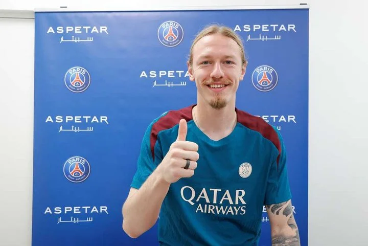 Александр Шмурнов: «Сафонов будет играть в ПСЖ. У Доннаруммы сейчас очень непростые отношения с руководством» Александр Шмурнов: «Сафонов будет играть в ПСЖ. У Доннаруммы сейчас очень непростые отношения с руководством»