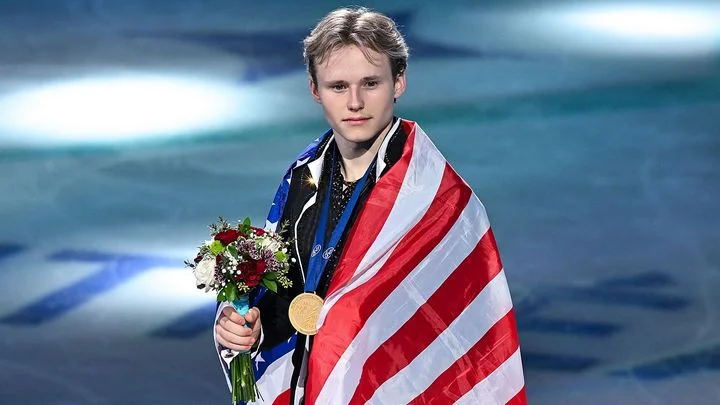 Илья Малинин: «Быть чемпионом мира – это большое дополнительное давление, и мне нужно научиться с этим справляться» Илья Малинин: «Быть чемпионом мира – это большое дополнительное давление, и мне нужно научиться с этим справляться»