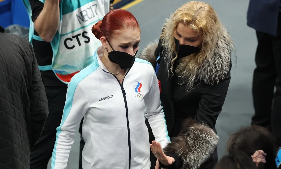 В Америке оценили истерику Трусовой после завоевания серебра на Олимпиаде в Пекине: «Это был настоящий панк» В Америке оценили истерику Трусовой после завоевания серебра на Олимпиаде в Пекине: «Это был настоящий панк»