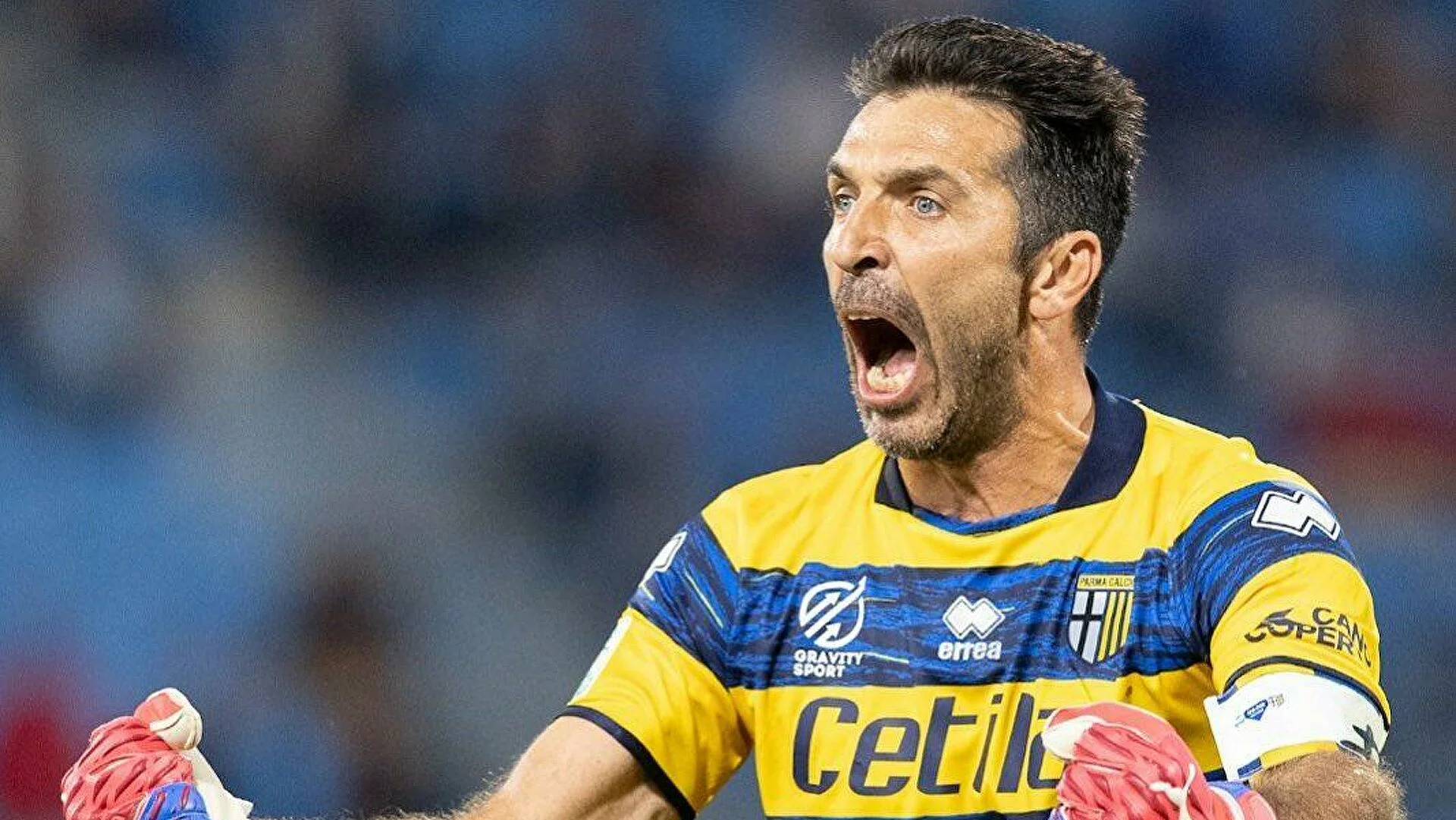 44-летний Буффон продлил контракт с «Пармой»