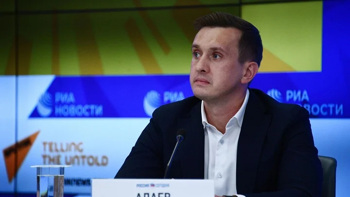 Алаев о кричалке «Зенит» – позор российского футбола»: «Чем больше будем обращать внимание, тем дольше это продолжится» Алаев о кричалке «Зенит» – позор российского футбола»: «Чем больше будем обращать внимание, тем дольше это продолжится»