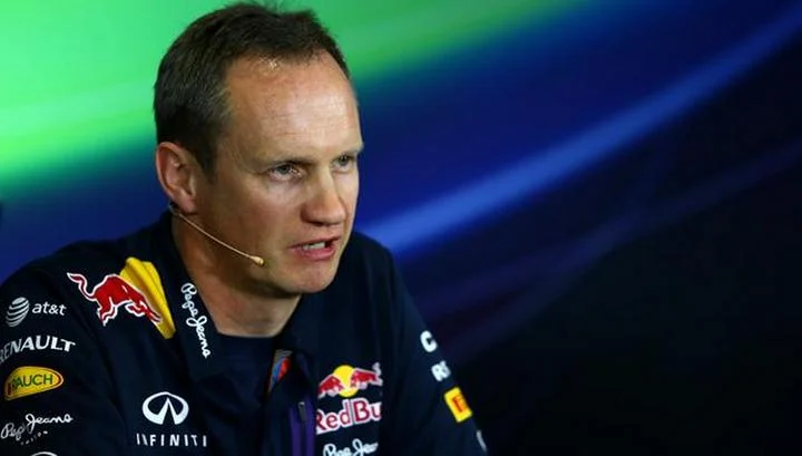 Главный инженер «Ред Булл» Пол Монаган: «Серхио здорово выступает в нынешнем сезоне. Не всегда машина отвечает его требованиям, но он справляется» Главный инженер «Ред Булл» Пол Монаган: «Серхио здорово выступает в нынешнем сезоне. Не всегда машина отвечает его требованиям, но он справляется»