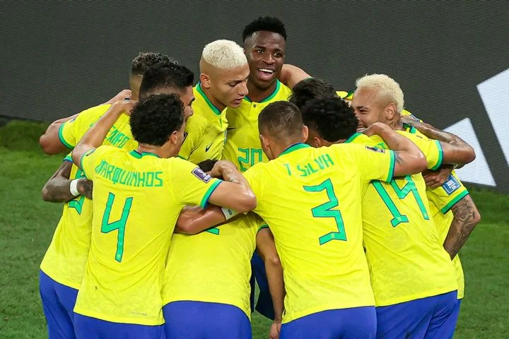 Хорватия - Бразилия. Неймар, Ришарлисон, Модрич и Ловрен в стартовых составах Хорватия - Бразилия. Неймар, Ришарлисон, Модрич и Ловрен в стартовых составах