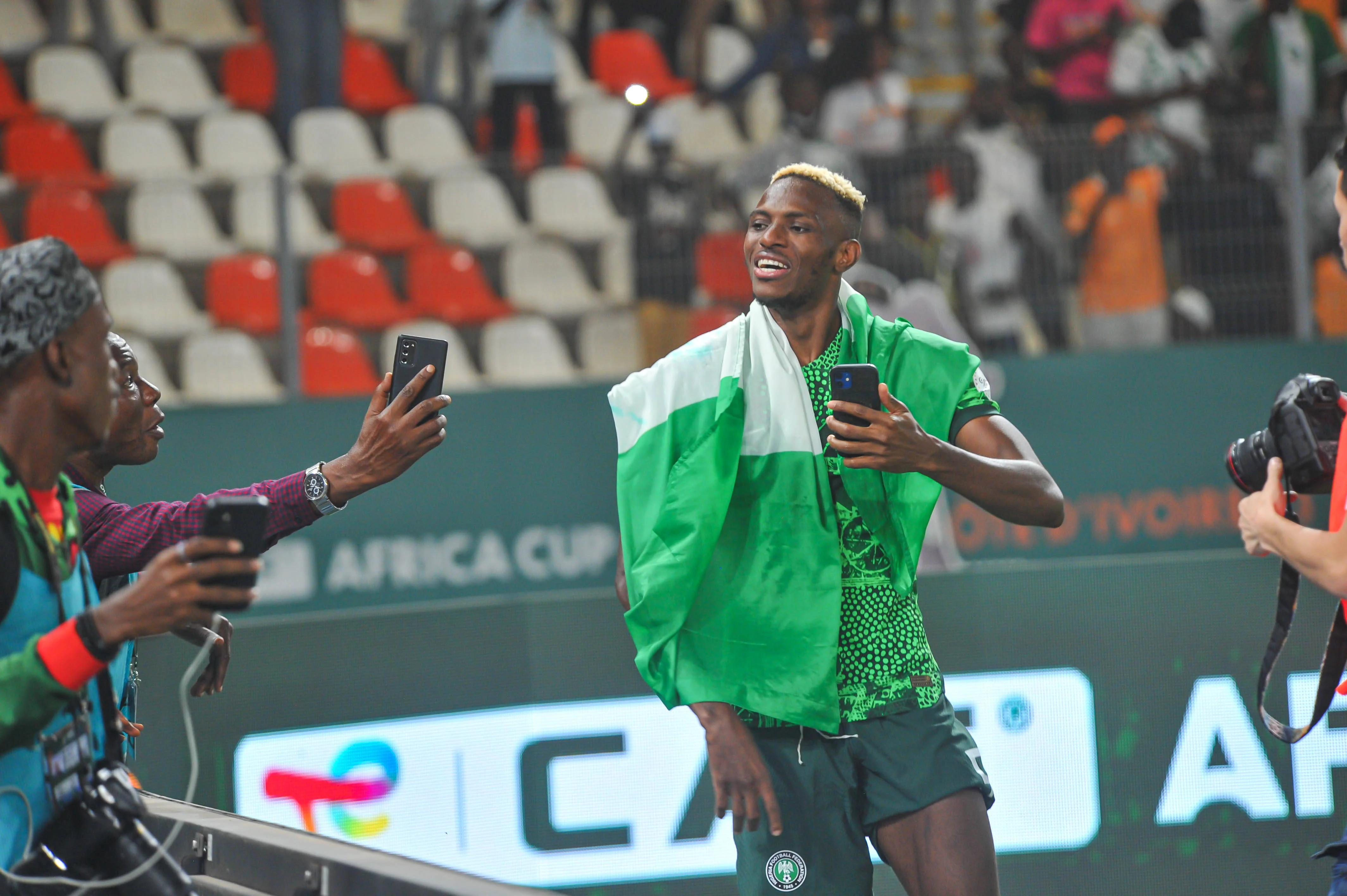 Окоронкво объяснил, почему Нигерия не привезет на матч с Россией Осимхена и других звезд