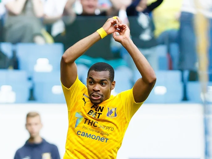 Агент Роналдо рассказал, когда бразилец вернется в расположение «Ростова» Агент Роналдо рассказал, когда бразилец вернется в расположение «Ростова»