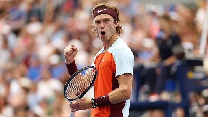 Шамиль Тарпищев: «Рублев может обыграть Тиафо, он стабильнее и быстрее, чем тот же Надаль» Шамиль Тарпищев: «Рублев может обыграть Тиафо, он стабильнее и быстрее, чем тот же Надаль»