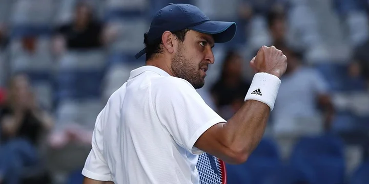 Тренер: Зверев потерзал Джоковича, это может помочь Карацеву и уравнять шансы в полуфинале Тренер: Зверев потерзал Джоковича, это может помочь Карацеву и уравнять шансы в полуфинале