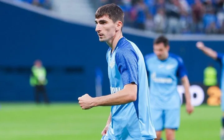 Зелимхан Бакаев: «Когда переходил в «Зенит», понимал, что будет тяжело» Зелимхан Бакаев: «Когда переходил в «Зенит», понимал, что будет тяжело»