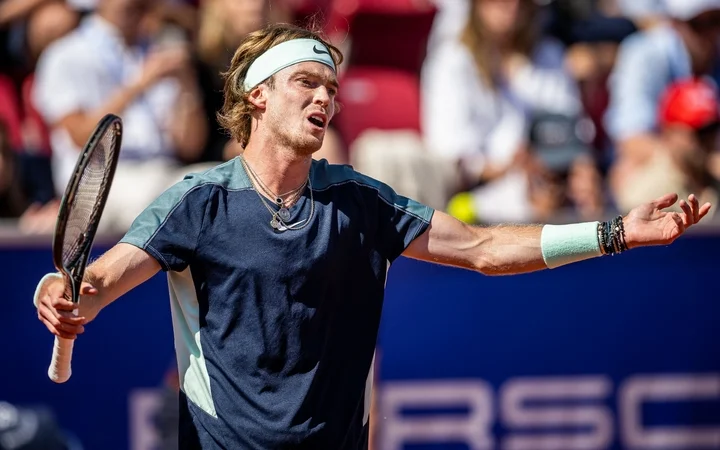 Шамиль Тарпищев: «Рублева к фаворитам «Ролан Гаррос» причислить нельзя. Если в четвертьфинал выйдет, то будет уже хорошо» Шамиль Тарпищев: «Рублева к фаворитам «Ролан Гаррос» причислить нельзя. Если в четвертьфинал выйдет, то будет уже хорошо»