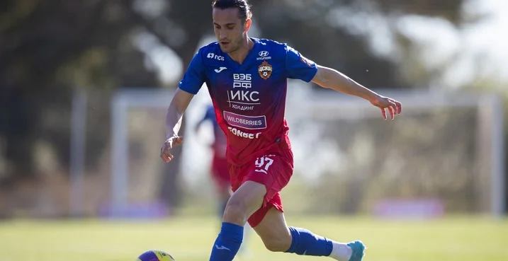 Благодаря голу Языджи на 96-й минуте ЦСКА победил «Нижний Новгород» Благодаря голу Языджи на 96-й минуте ЦСКА победил «Нижний Новгород»