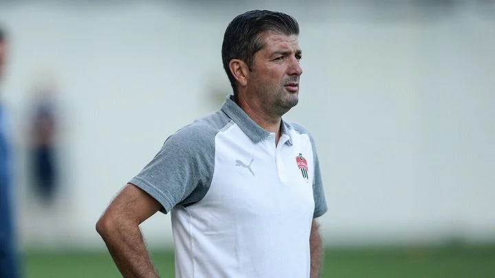 Франк Артига: «Не очень справедливое начало сезона. Могли бы выиграть матчи, но пока не удается» Франк Артига: «Не очень справедливое начало сезона. Могли бы выиграть матчи, но пока не удается»