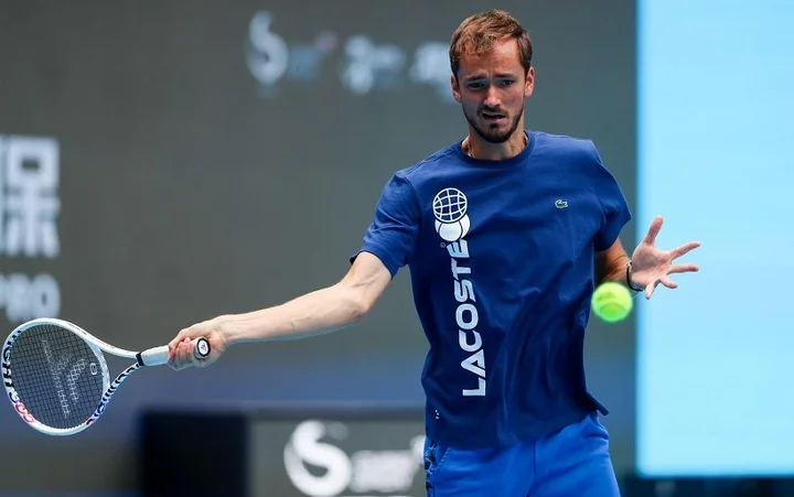 Даниил Медведев прошел в четвертьфинал турнира в Пекине Даниил Медведев прошел в четвертьфинал турнира в Пекине