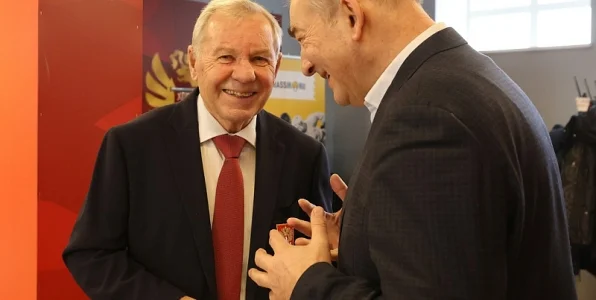 Майоров: не думаю, что Бобровскому надо так резко выступать об участии в ОИ Майоров: не думаю, что Бобровскому надо так резко выступать об участии в ОИ