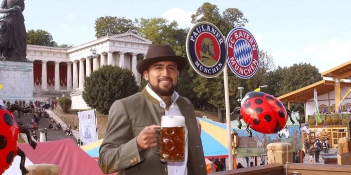 Футбольные алкоголики. Топ-10 по рывку и обводочке