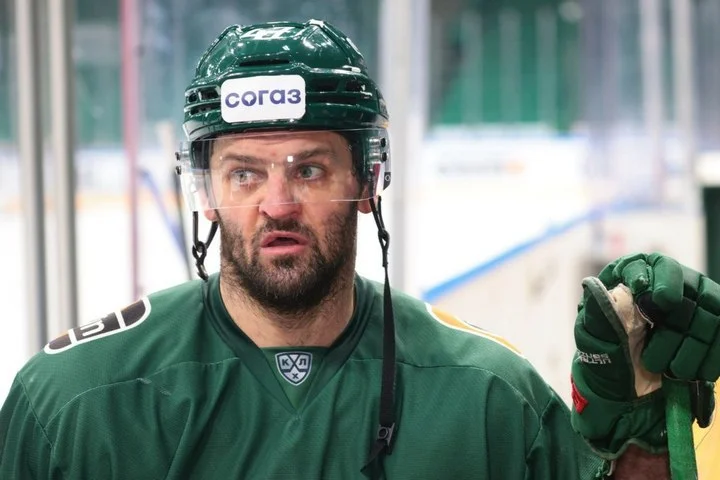 Игорь Никитин: «Задача тренерского штаба «Локомотива» – внедрить Радулова в команду» Игорь Никитин: «Задача тренерского штаба «Локомотива» – внедрить Радулова в команду»