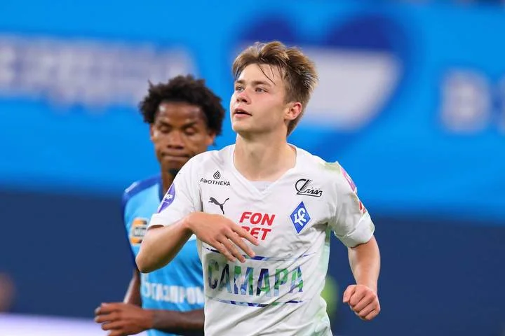 Форвард Никита Салтыков стал игроком «Локомотива» Форвард Никита Салтыков стал игроком «Локомотива»