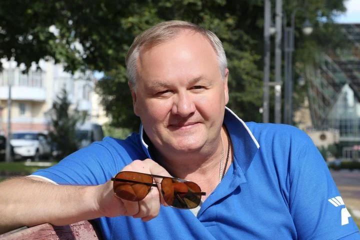 Валерий Масалитин: «Зенит» и ЦСКА играют в атакующий футбол, в обороне не отсиживаются и автобусы не ставят» Валерий Масалитин: «Зенит» и ЦСКА играют в атакующий футбол, в обороне не отсиживаются и автобусы не ставят»