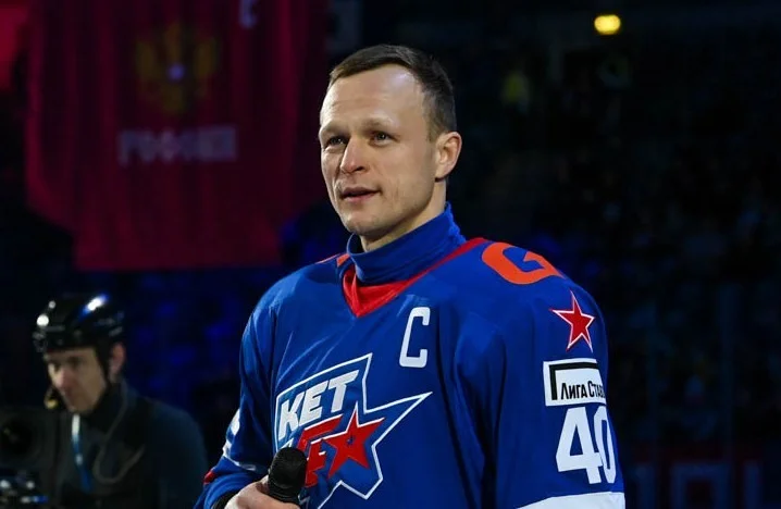 Экс-нападающий СКА Кетов – о завершении карьеры: Не мог представить, как надену майку другого клуба и буду выступать в другом городе Экс-нападающий СКА Кетов – о завершении карьеры: Не мог представить, как надену майку другого клуба и буду выступать в другом городе